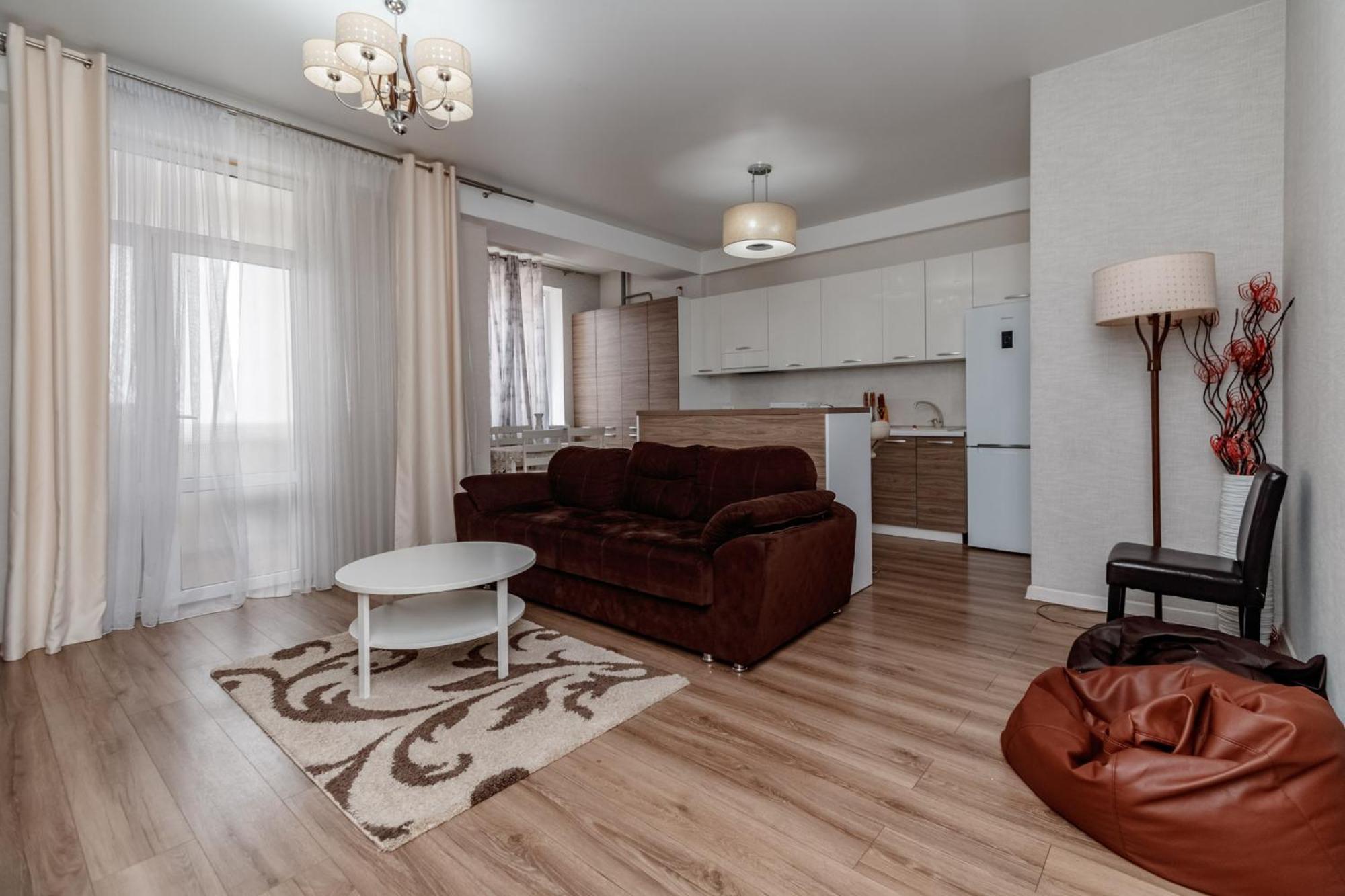 Extra Grand Lev Tolstoi Two Bedrooms تشيسيناو المظهر الخارجي الصورة